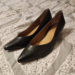 Vionic kitten heels, size 9, never worn